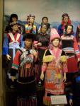 Традиционный костюм китайских народностей